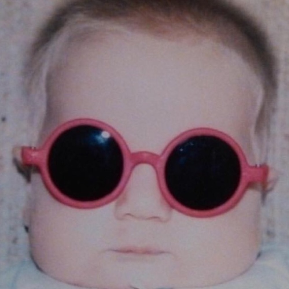 Meet your Posher, Courtney